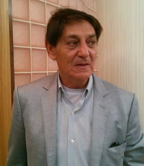 محمدرضا گلزار