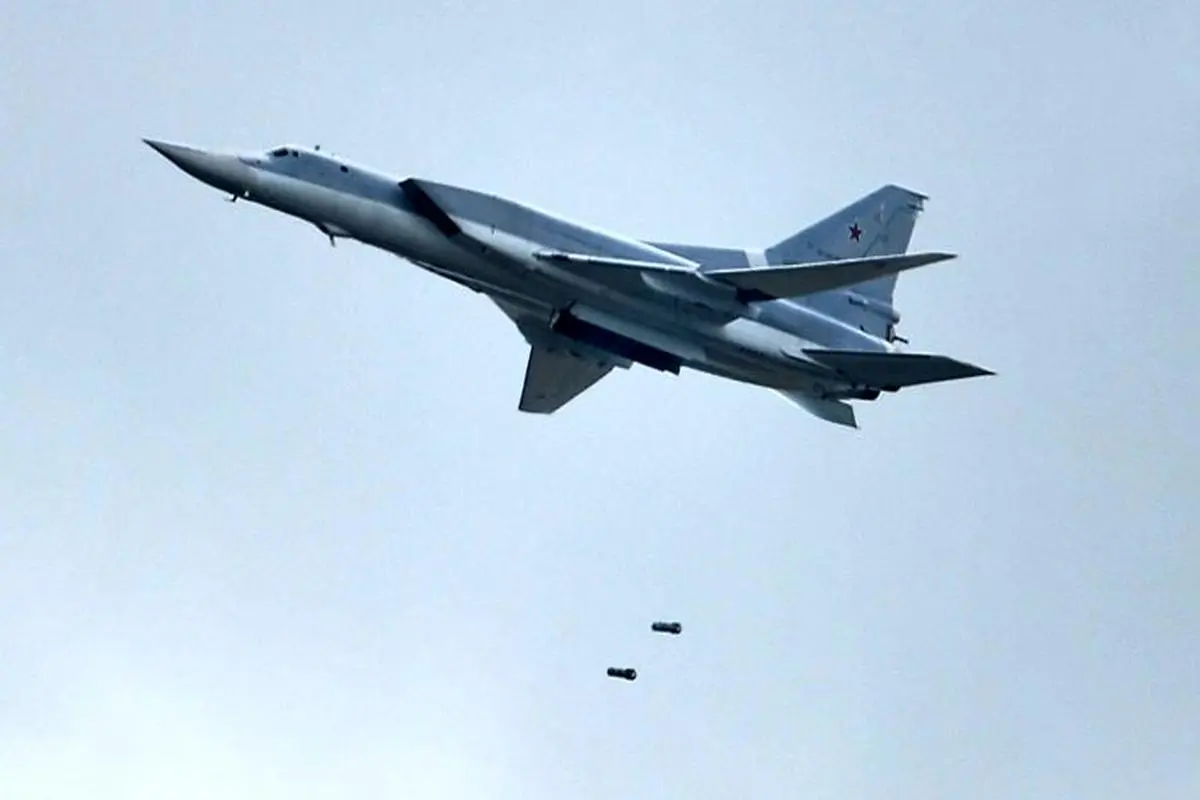 ببینید | پرواز جنگنده های روسیه بر فراز آسمان کی یف | حضور سهمگین جنگنده‌‌ها و بمب افکن‌های روسیه