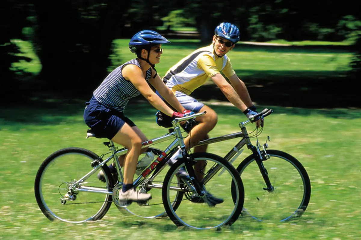 دوچرخه سواری چه تاثیری بر شکم و پهلو دارد؟
