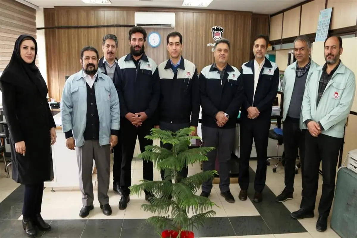همکاری با بیش از ۱۰۰۰ شرکت در جهت ساخت قطعات و تجهیزات مصرفی ذوب آهن اصفهان - فیلمl