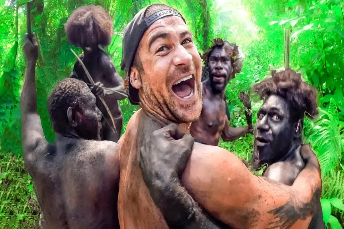 سفر توریست استرالیایی به قبیله دورافتاده در جزایر اندونزی + فیلم و عکس

