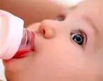 چه زمانی می توانیم به نوزادان آب بنوشانیم؟