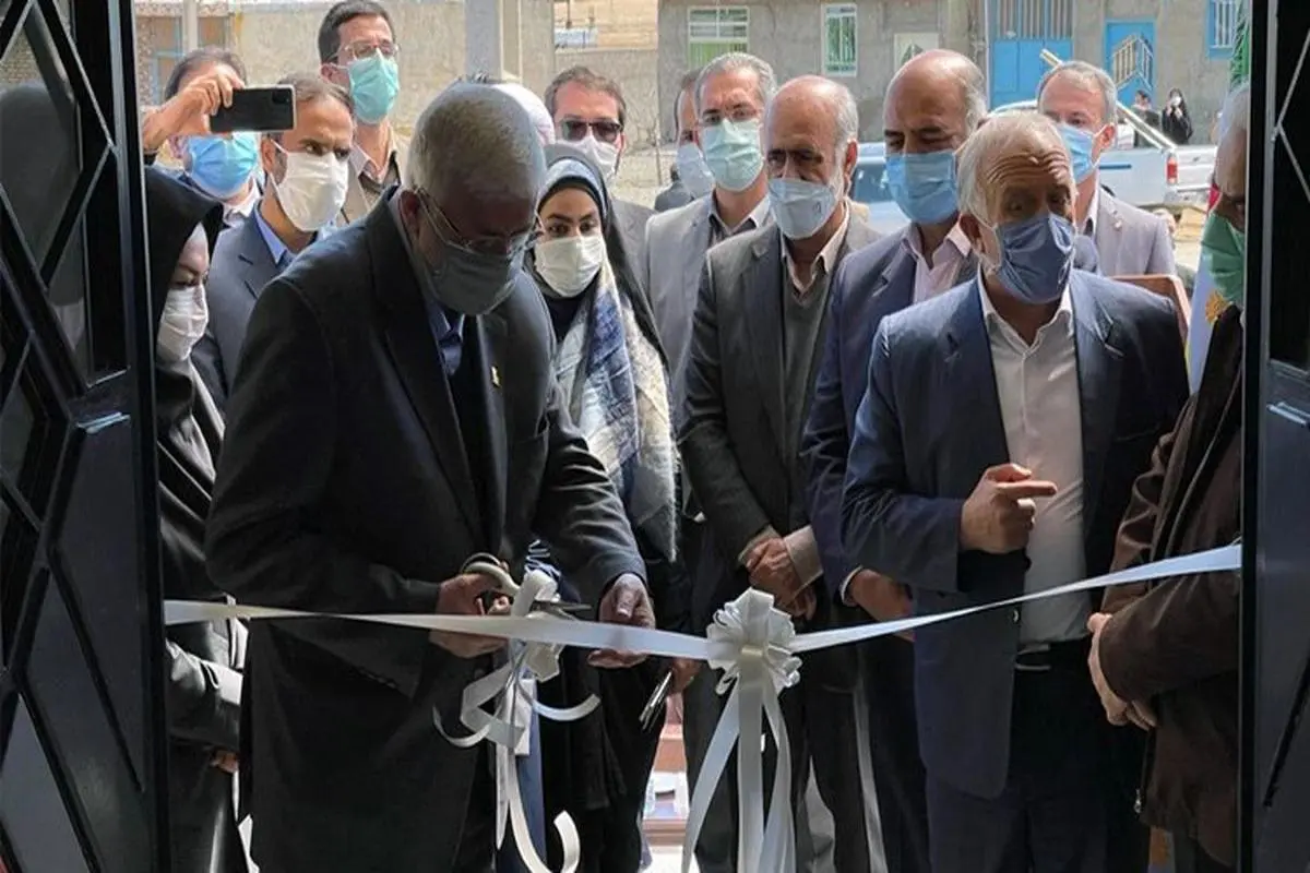بانک پاسارگاد 2 کتابخانه دیگر در استان همدان افتتاح کرد

