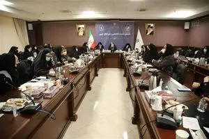 «نخستین نشست تخصصی زنان فعال کشور» برگزار شد