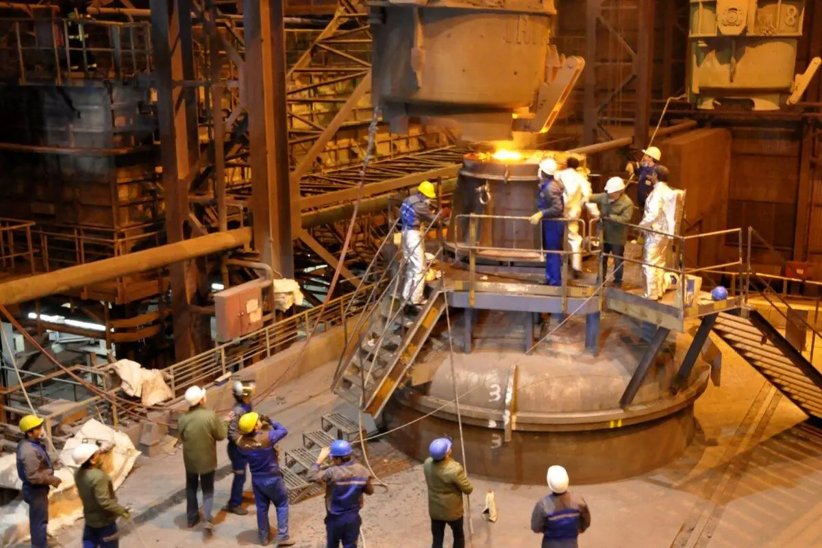 مجتمع صنعتی اسفراین رکورد تولید خود را شکست/ تولید ۵۹ هزار تنی فولاد اسفراین طی ۹ ماهه امسال