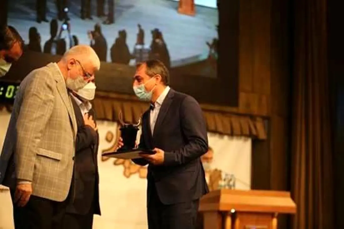 بیمه "ما" تندیس زرین جایزه ملی مدیریت مالی ایران را دریافت کرد