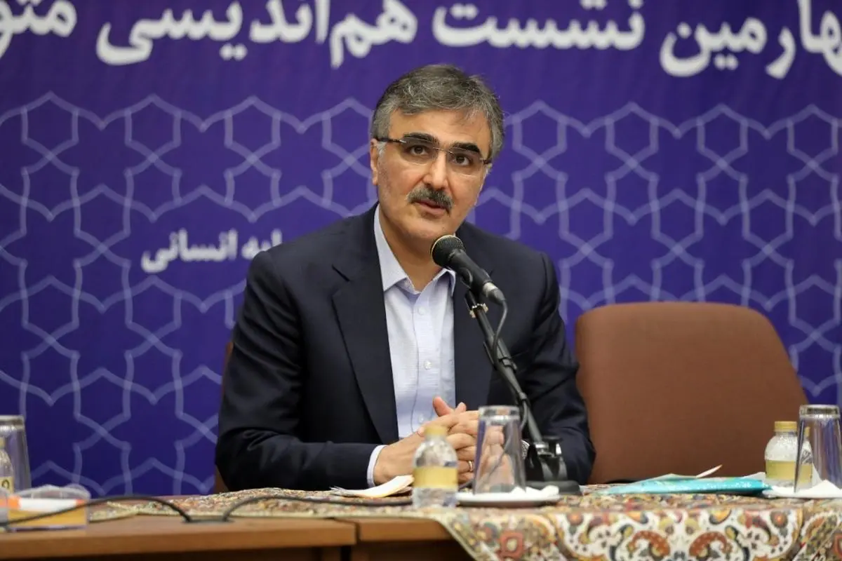 پیگیری، رمز موفقیت در بانک ملی ایران است