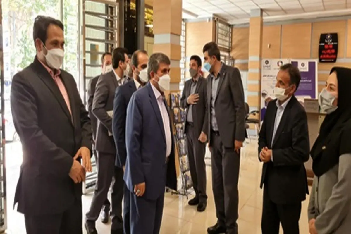 تاکید مدیرعامل بانک سینا بر استفاده شعب از ظرفیت های شهر اصفهان در جهت رضایتمندی مشتریان

