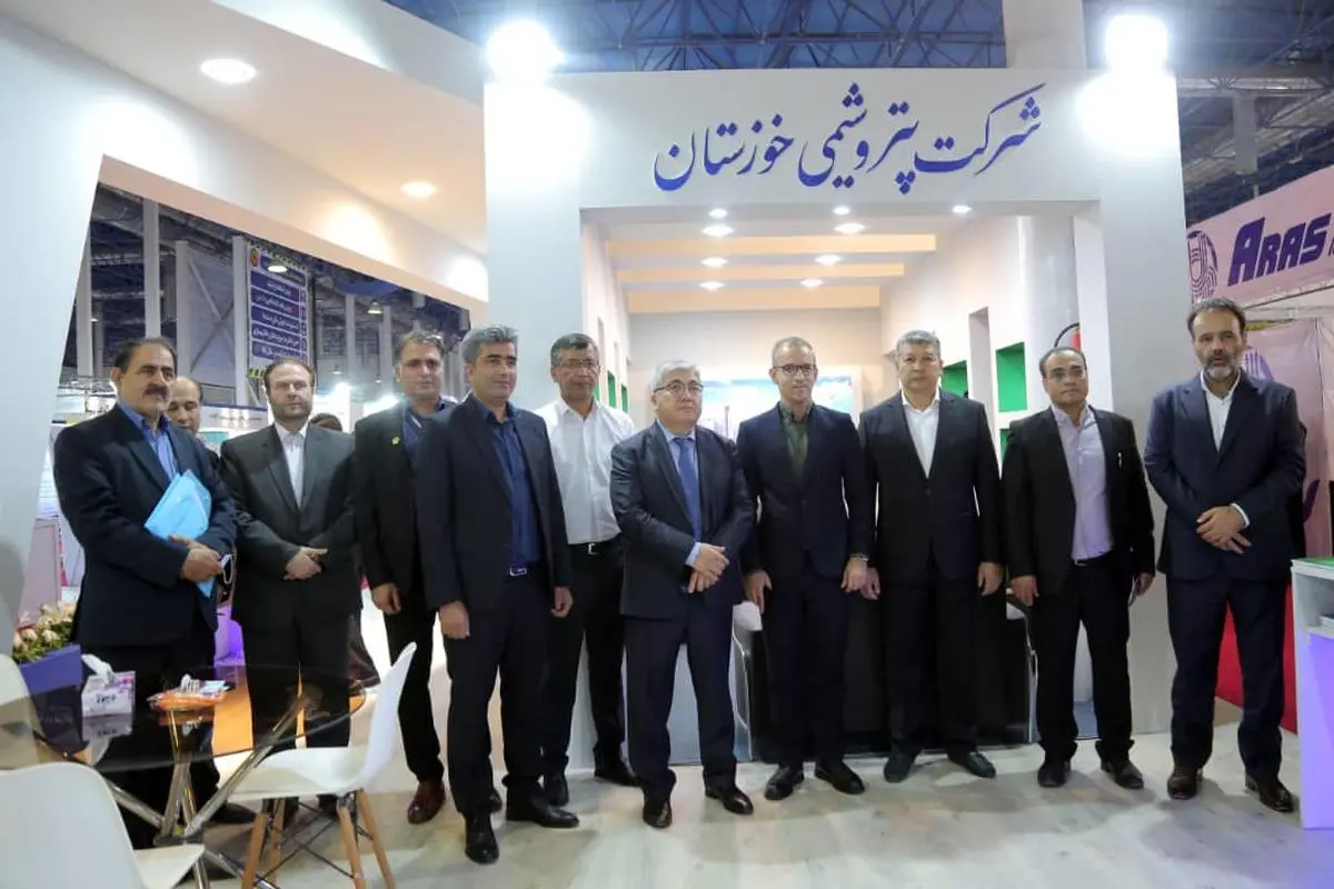 غرفه شرکت پتروشیمی خوزستان، میزبان مدیران و فعالان صنعت در چهاردهمین نمایشگاه رنگ و رزین مشهد
