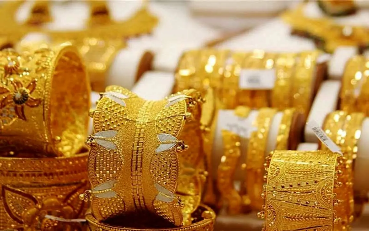 بازار طلا | شوک افزایش قیمت اونس طلای جهانی به بازار طلا | خریداران دست نگه‌دارند