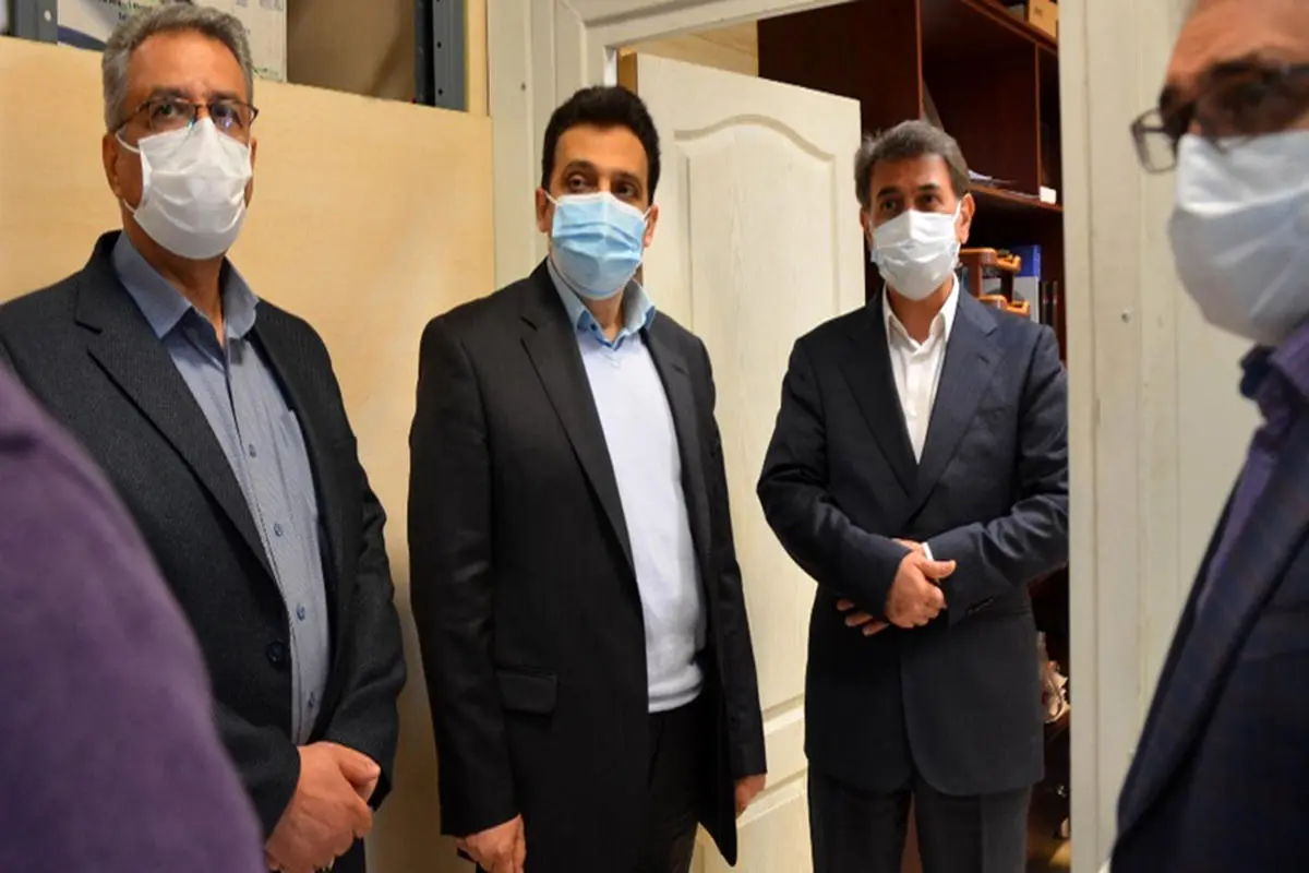 
بازدید مدیر عامل سازمان بیمه سلامت ایران از داروخانه شهید کاظمی
