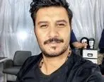 جواد عزتی در حال لاک زدن برای همسرش + فیلم بدون سانسور