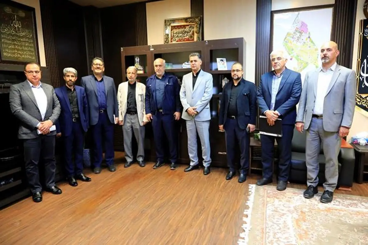 دیدار مدیرعامل شرکت پالایش نفت تهران با شهردار باقر شهر
