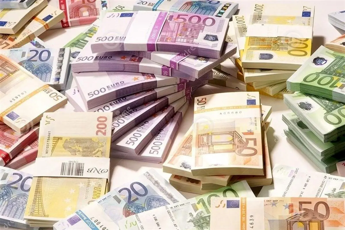 قیمت دلار و یورو امروز دوشنبه ۱۳ آذر ۱۴۰۲ 