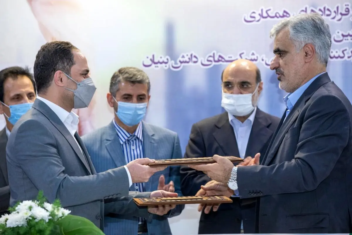 نشان زاده: تفاهم‌نامه‌های «پتروشیمی اروند» پی‌وی‌سی‌ کشور را به کالای تماما ایرانی تبدیل کرد