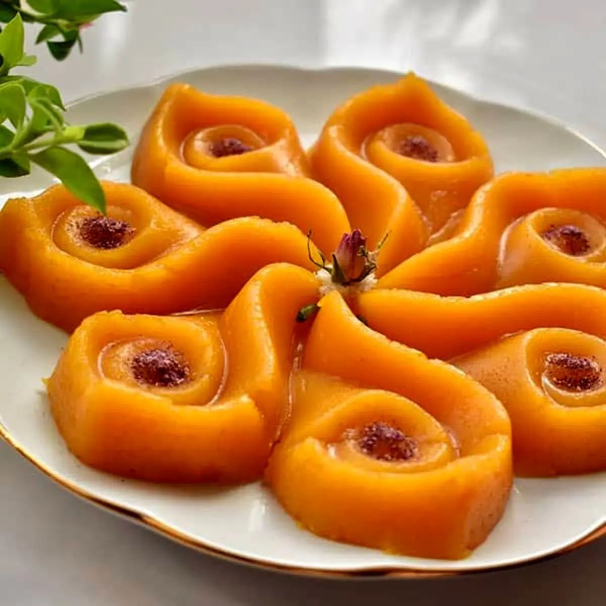 طرز تهیه حلوای پرتقالی خوشمزه و ساده با رنگ بسیار جذاب