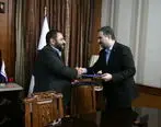 قرارداد احیاء یک حلقه چاه نفتی در منطقه عملیاتی سعادت‌آباد استان فارس امضا شد