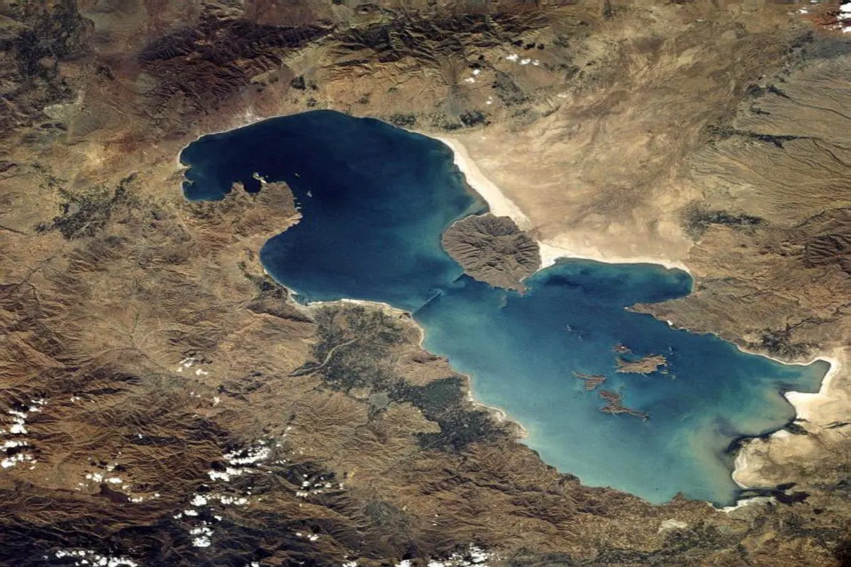 سامانه انتقال آب به دریاچه ارومیه با حضور رئیس جمهور به بهره‌برداری می‌رسد